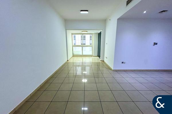 Vacant | Spacious | Best Layout | 1 Bedroom